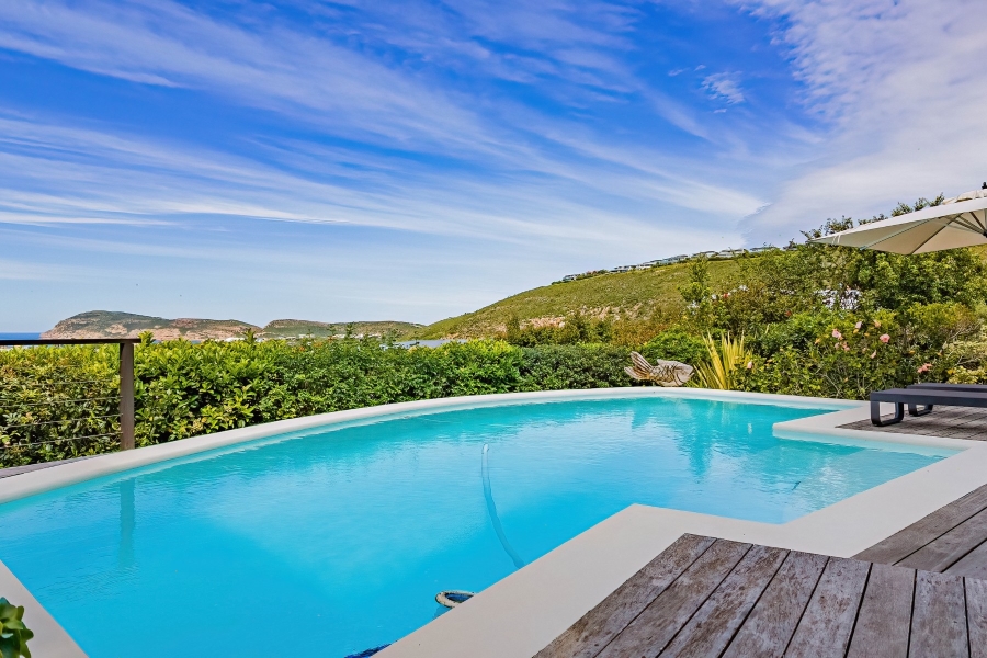 4 Bedroom Property for Sale in Whale Rock Western Cape